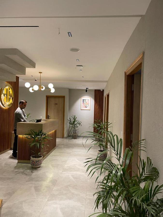 Hotel West Inn Premium Kharar Ngoại thất bức ảnh