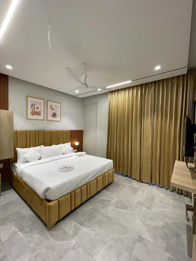 Hotel West Inn Premium Kharar Ngoại thất bức ảnh
